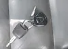 1FMZU77E83UA17756: 42738242