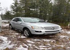 KM8JM12B35U071167: 40055002