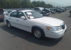 1LNHM81WXXY700012: 31091653