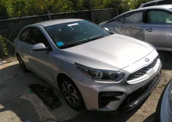 3KPF24AD0ME318341: 37289270