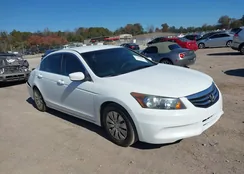 1HGCP2F3XCA182845: 37986008