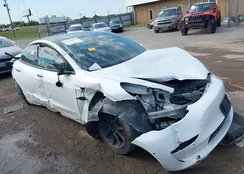 5YJ3E1EB4MF068064: 37604862