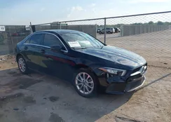 W1K3G4EB5MJ282989: 37608822