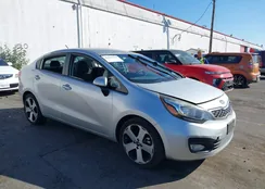 KNADN4A38C6059508: 37615151