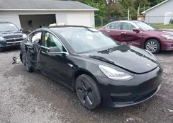 5YJ3E1EB5JF103318: 37705382