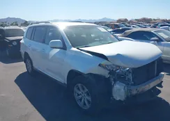 5TDZK3EH1CS070870: 37719022