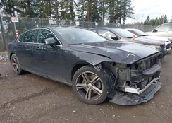 LVY982AK2JP015113: 38595150