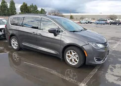 2C4RC1BG0HR655002: 38695077