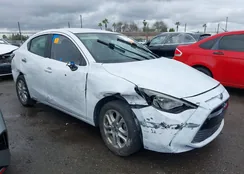 3MYDLBZV0GY130042: 38878128