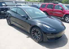 5YJ3E1EC3PF621008: 39978652