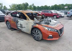 1N4BL4CWXNN415981: 40050610