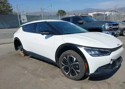 KNDC3DLC8P5111703: 40056580