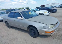 4T1SK12E2NU002118: 40059326