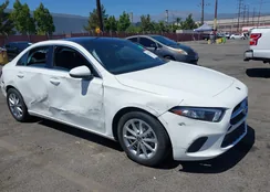 WDD3G4FB1KW019574: 40201852