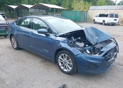 3FA6P0LUXKR100605: 40234575