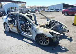 5YJ3E1EB9PF670270: 40275293