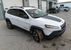 1C4PJMBS6GW242123: 40422386