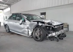 WDDZF4JBXJA295297: 40427727