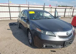 19UUA8F26DA014086: 40456605