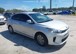 3KPA24AD2LE285075: 40458108