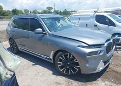 5UX23EM02R9U40266: 39589412