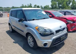 KNDJT2A67C7464294: 39709134