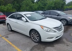 5NPEC4AC3BH278832: 39858325