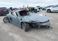 WP0AA2A88RK255563: 41084740