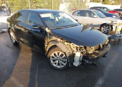 3VWDP7AJ0CM413600: 41306353