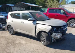 KNDJ33AU5L7049561: 40558152