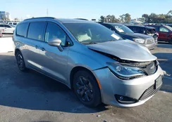 2C4RC1L71LR242402: 40732694