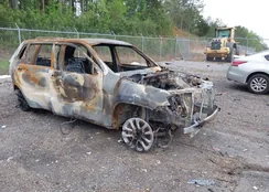 1C4RJEBG7EC464100: 41923427