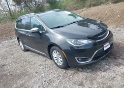 2C4RC1N71JR230065: 41937247