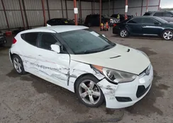 KMHTC6AD0EU194145: 41943225