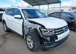 1V2KR2CA3JC521663: 41949334