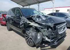 YV4L12PE8R1227836: 41959726