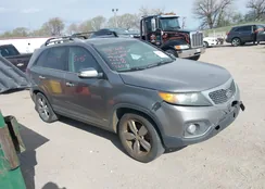 5XYKUDA22CG235597: 41985695