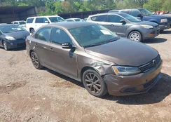 3VWD07AJ2EM241254: 41994286