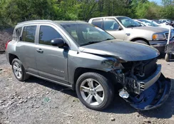 1C4NJCEA5CD626372: 41999099