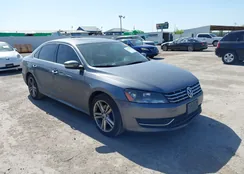 1VWBN7A3XEC110844: 42014719