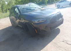 5UX53DP04P9N60327: 42021873