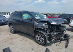 3C4NJDDBXNT157230: 42046292