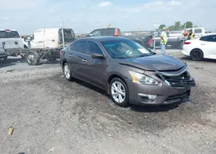 1N4AL3AP6DN576747: 42063984