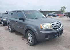 5FNYF3H28BB039853: 42070251