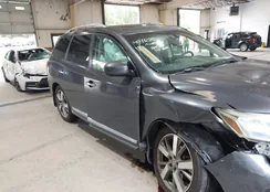 5N1AR2MN9EC618382: 42086197