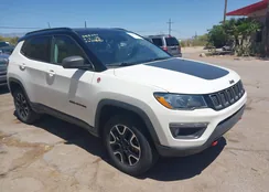 3C4NJDDB4KT780239: 42095643