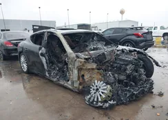 WP0AD2A75EL044131: 42105310