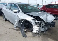 2T1BURHE5JC021905: 42121582