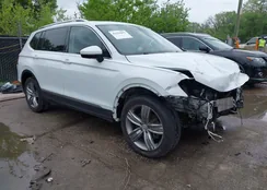 3VV5B7AX9JM003158: 42124655