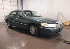 1LNFM82W8WY720232: 42125723